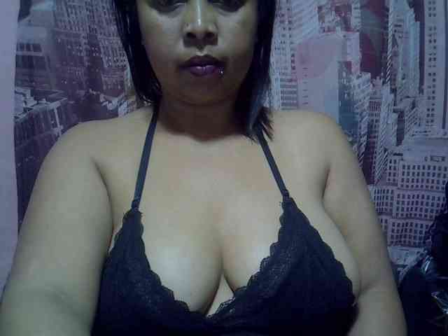bigass-tits webcam