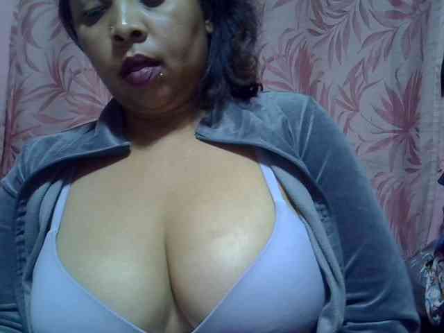 bigass-tits webcam