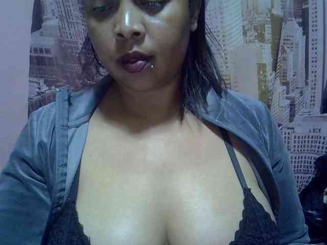 bigass-tits webcam