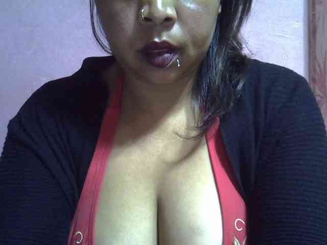 bigass-tits webcam
