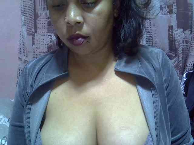 bigass-tits webcam