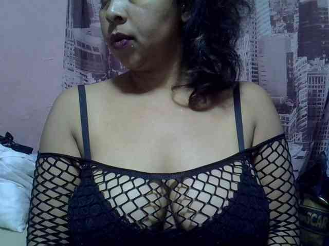 bigass-tits webcam