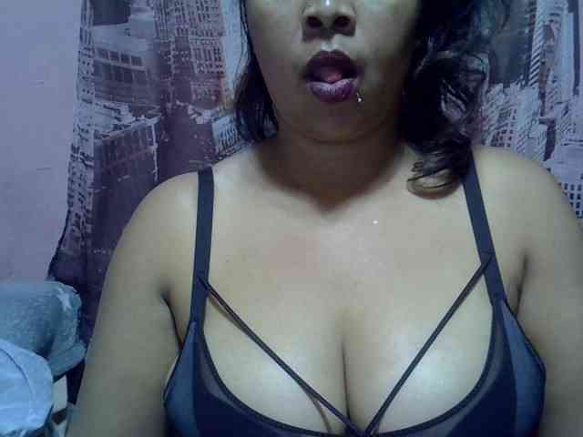 bigass-tits webcam