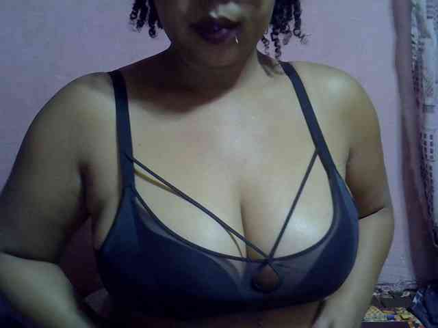 bigass-tits webcam