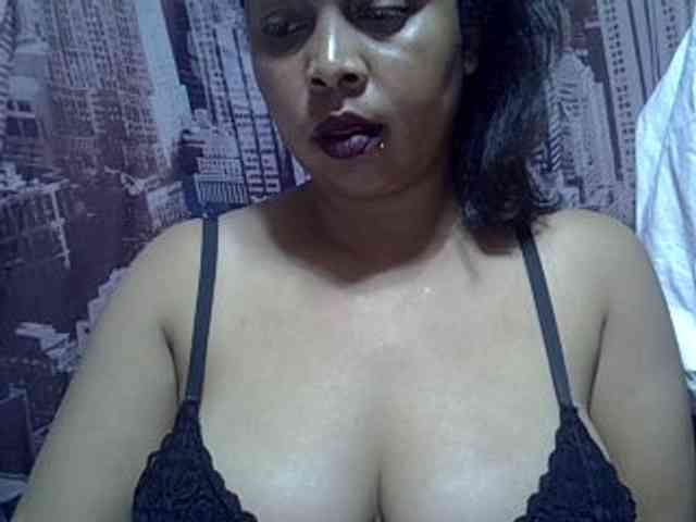 bigass-tits webcam