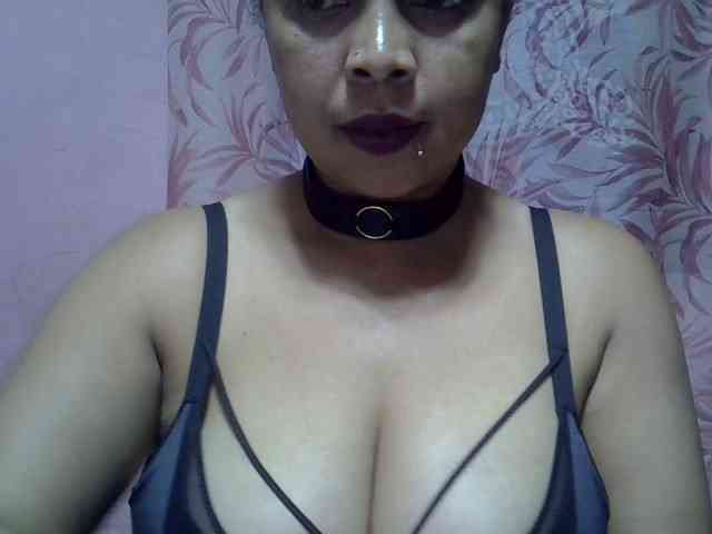 bigass-tits webcam