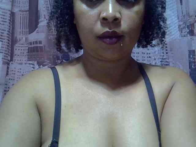 bigass-tits webcam