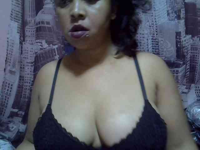 bigass-tits webcam