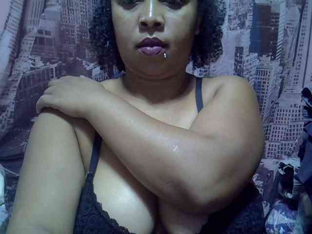bigass-tits webcam