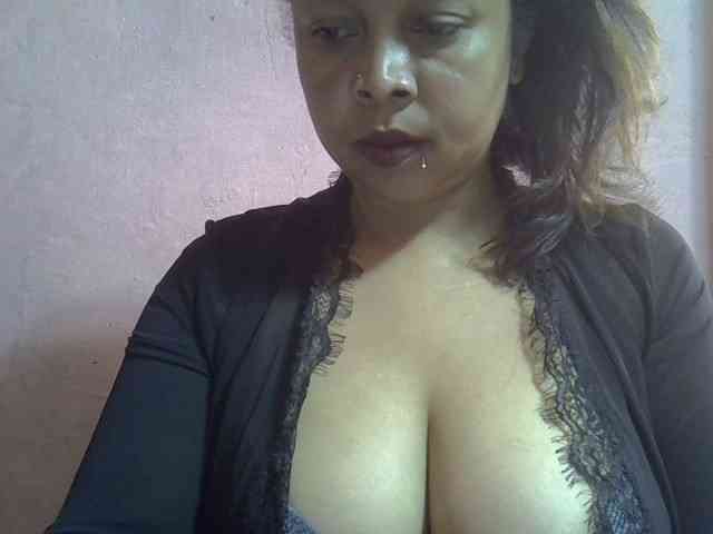 bigass-tits webcam