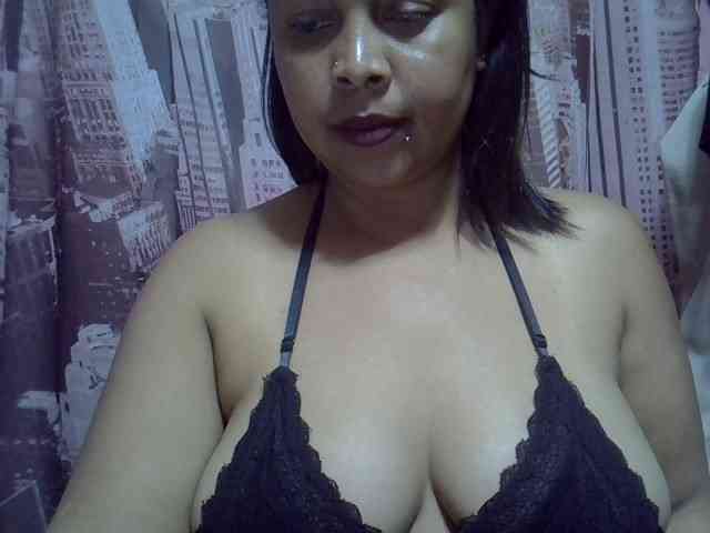 bigass-tits webcam