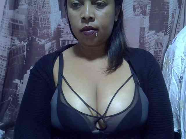 bigass-tits webcam