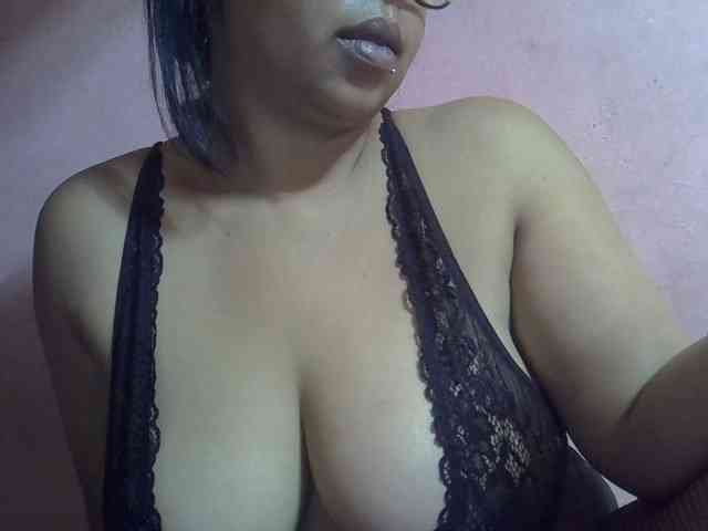 bigass-tits webcam