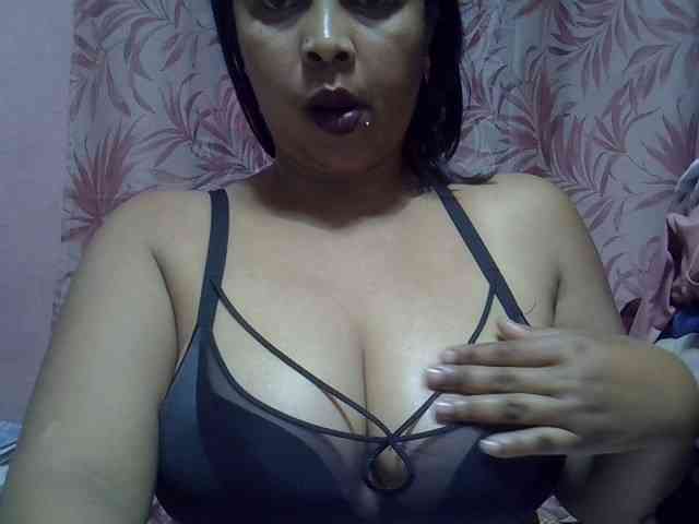 bigass-tits bigass-tits
