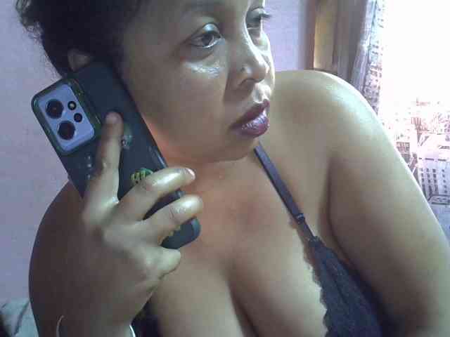 bigass-tits webcam