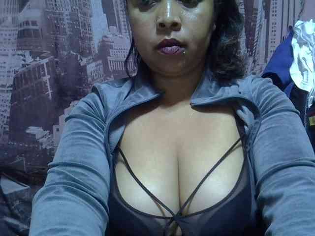 bigass-tits webcam