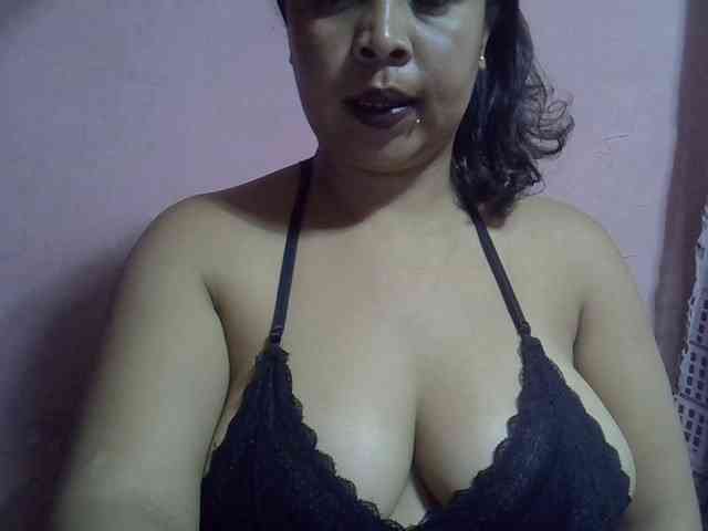 bigass-tits webcam
