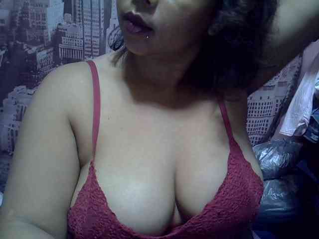 bigass-tits webcam