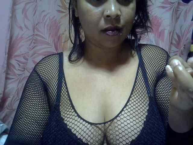 bigass-tits webcam