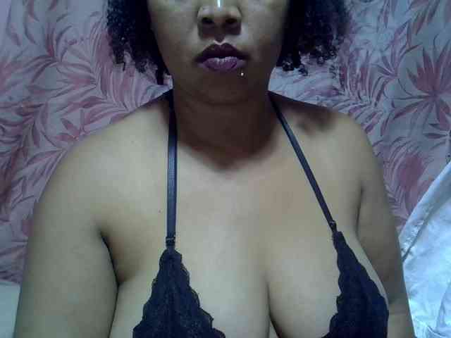 bigass-tits webcam