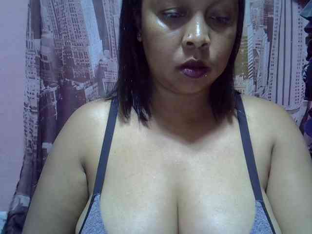 bigass-tits webcam