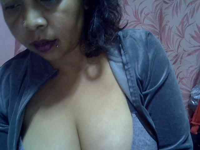 bigass-tits webcam