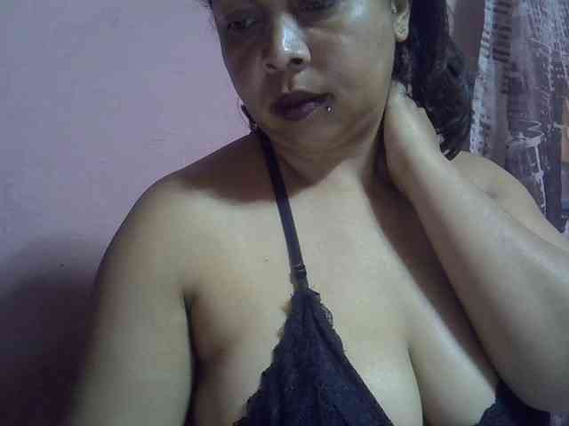 bigass-tits webcam