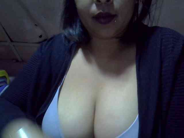 bigass-tits webcam