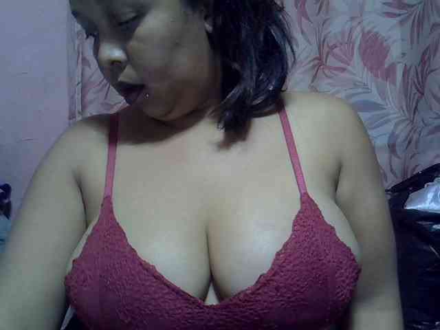 bigass-tits webcam