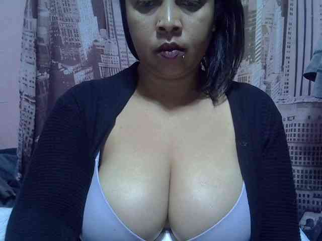 bigass-tits webcam