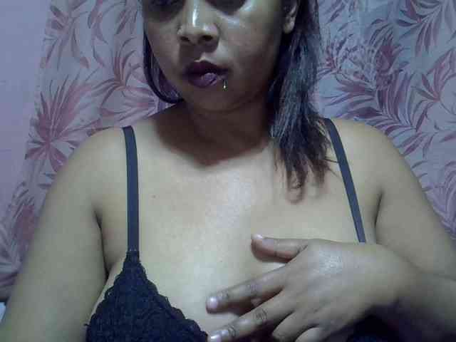 bigass-tits webcam