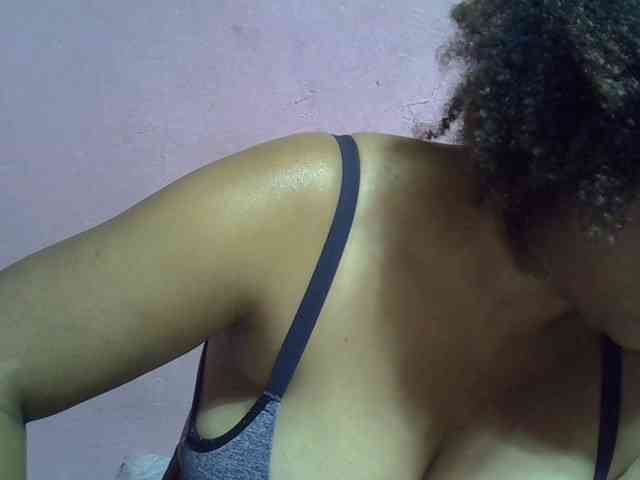 bigass-tits webcam