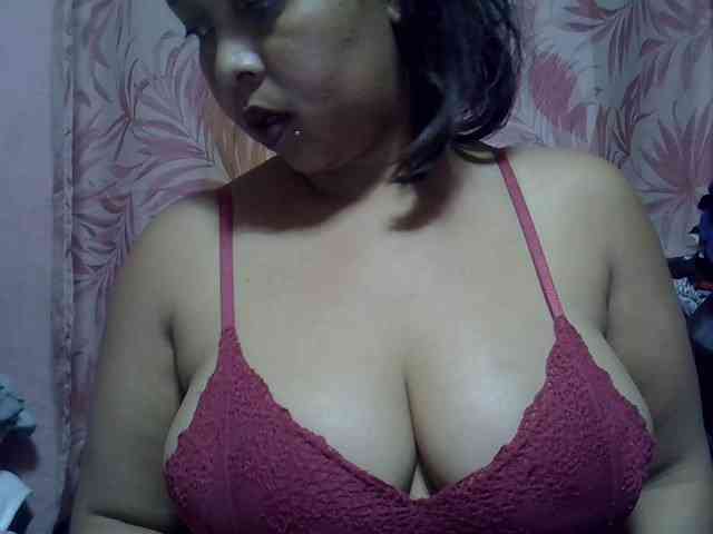 bigass-tits webcam