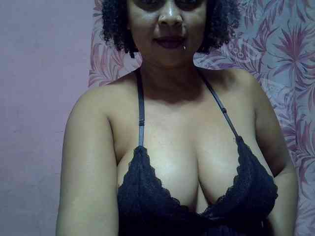 bigass-tits webcam