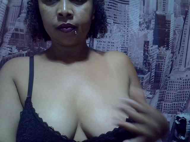 bigass-tits webcam