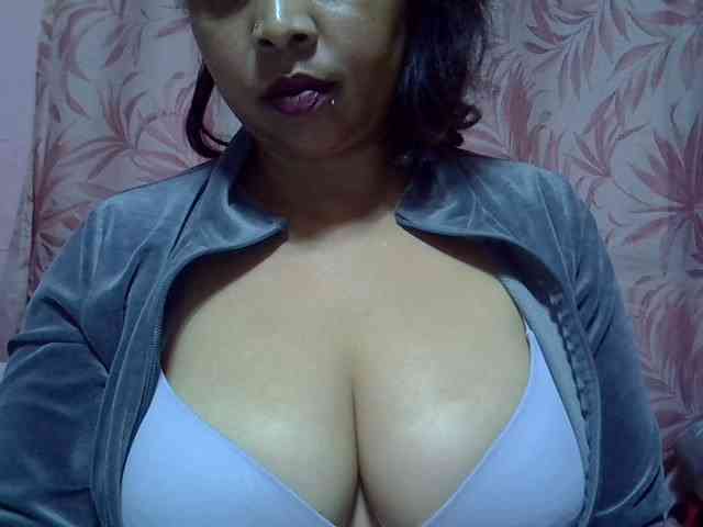 bigass-tits bigass-tits