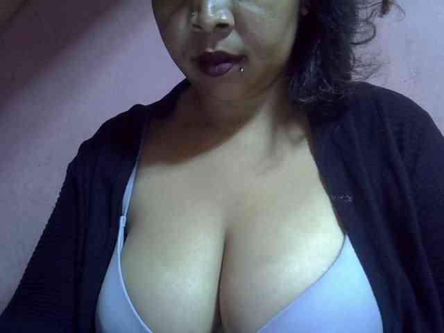bigass-tits webcam