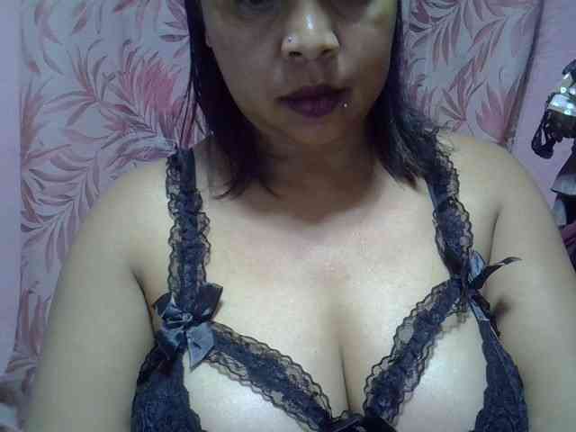 bigass-tits webcam