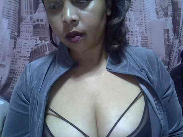 bigass-tits webcam