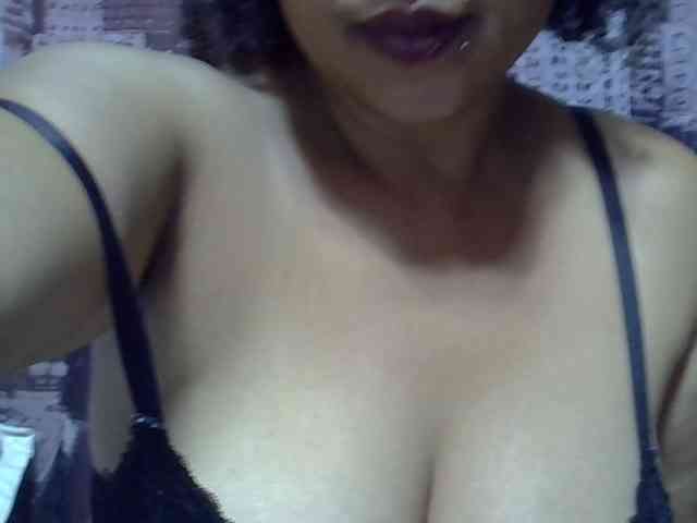bigass-tits webcam