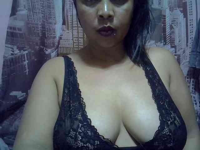 bigass-tits webcam