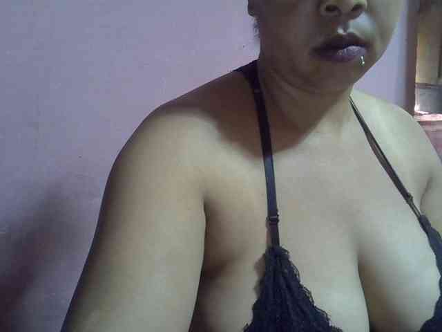 bigass-tits webcam