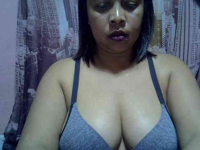 bigass-tits webcam