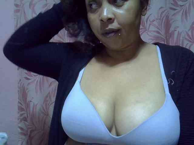 bigass-tits webcam