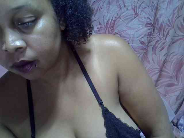 bigass-tits webcam