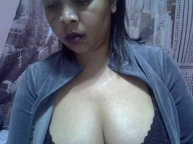 bigass-tits webcam