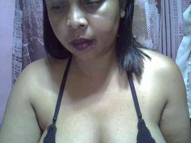 bigass-tits webcam