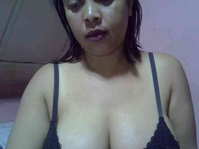 bigass-tits webcam