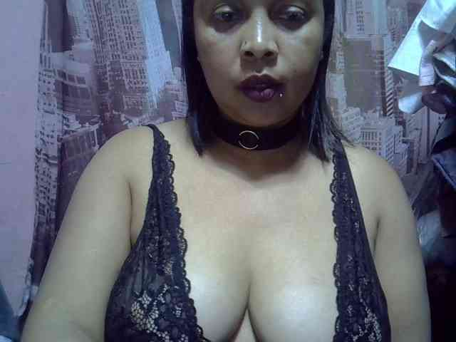 bigass-tits webcam