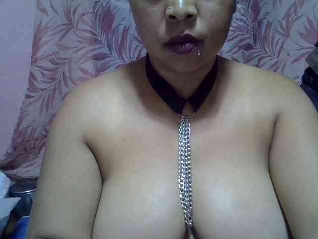 bigass-tits webcam